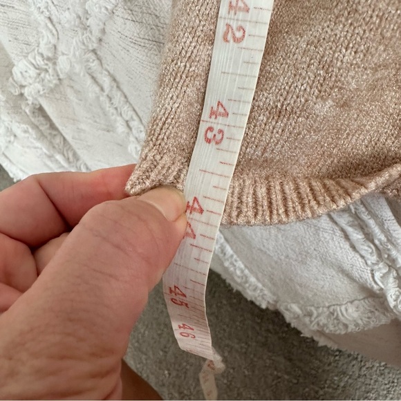 Prettylittlething Oatmeal‎ Cold Shoulder Knit Lace Sweater Dress M - Picture 7 of 10